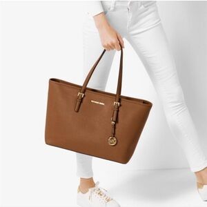 EUC Micheal Kors Medium Tote Bag